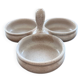 Beige stoneware servant