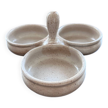 Beige stoneware servant