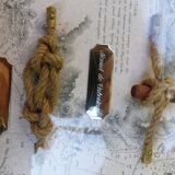 Marine knot frame