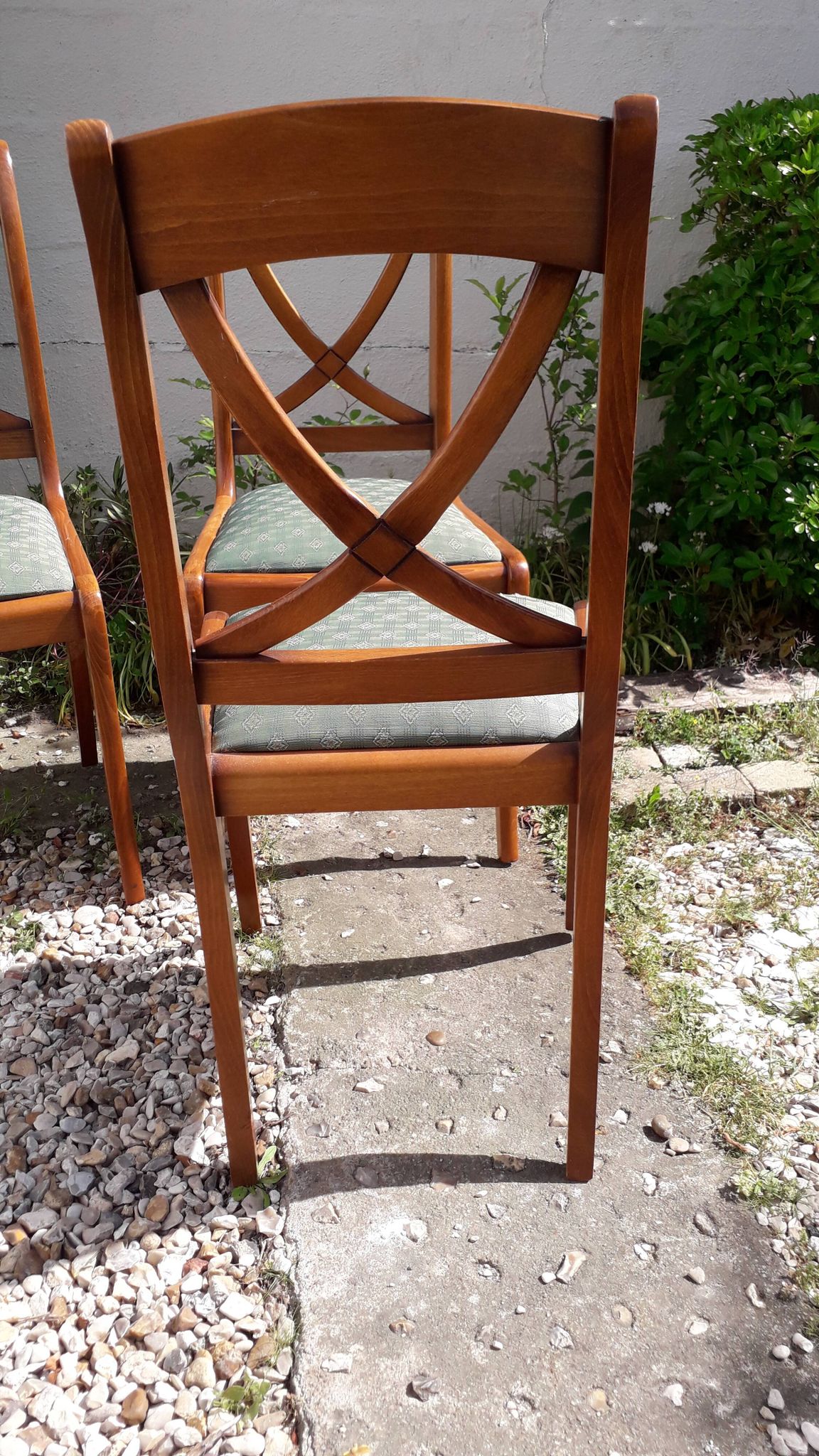living room chairs