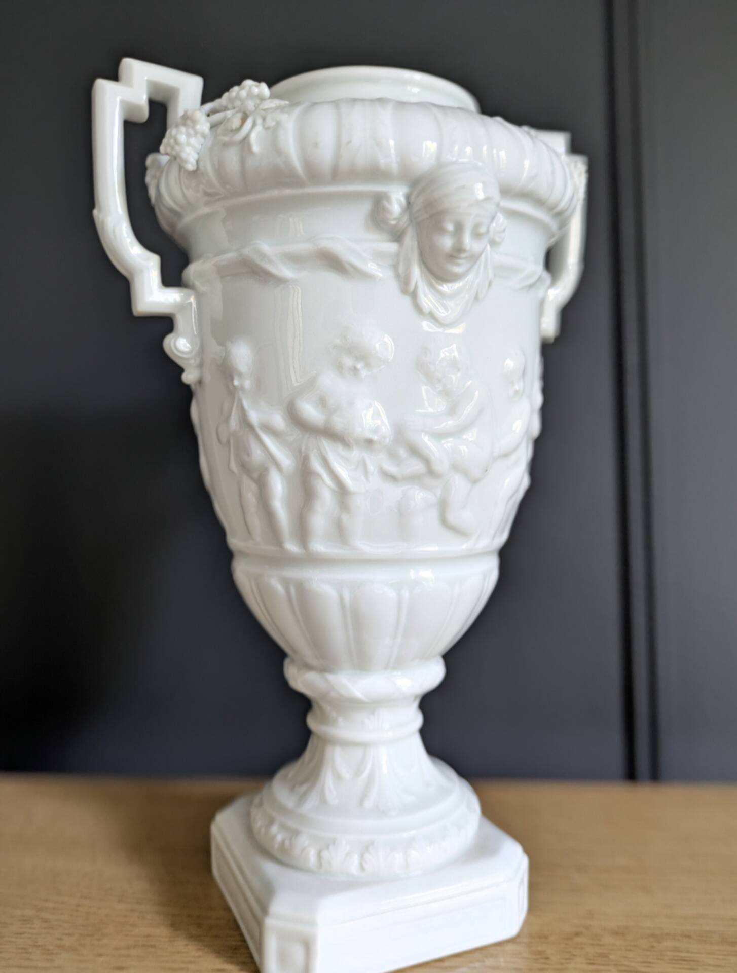 Ancient Médicis vase