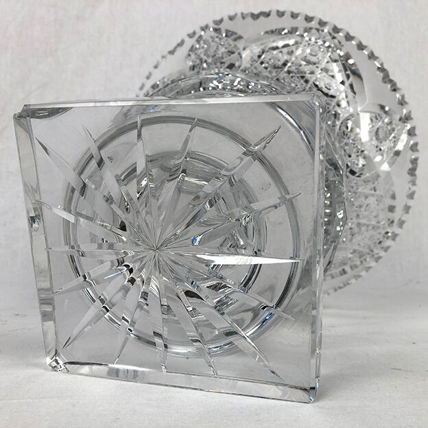 Cut on foot in cut crystal