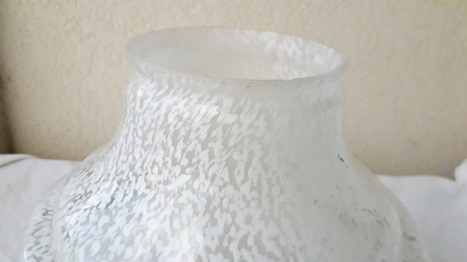 Abat-jour en verre moucheté