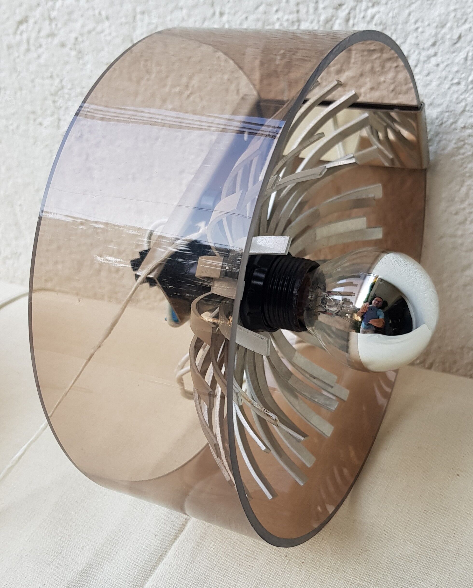 Plexiglas and flower metal wall lamp 70