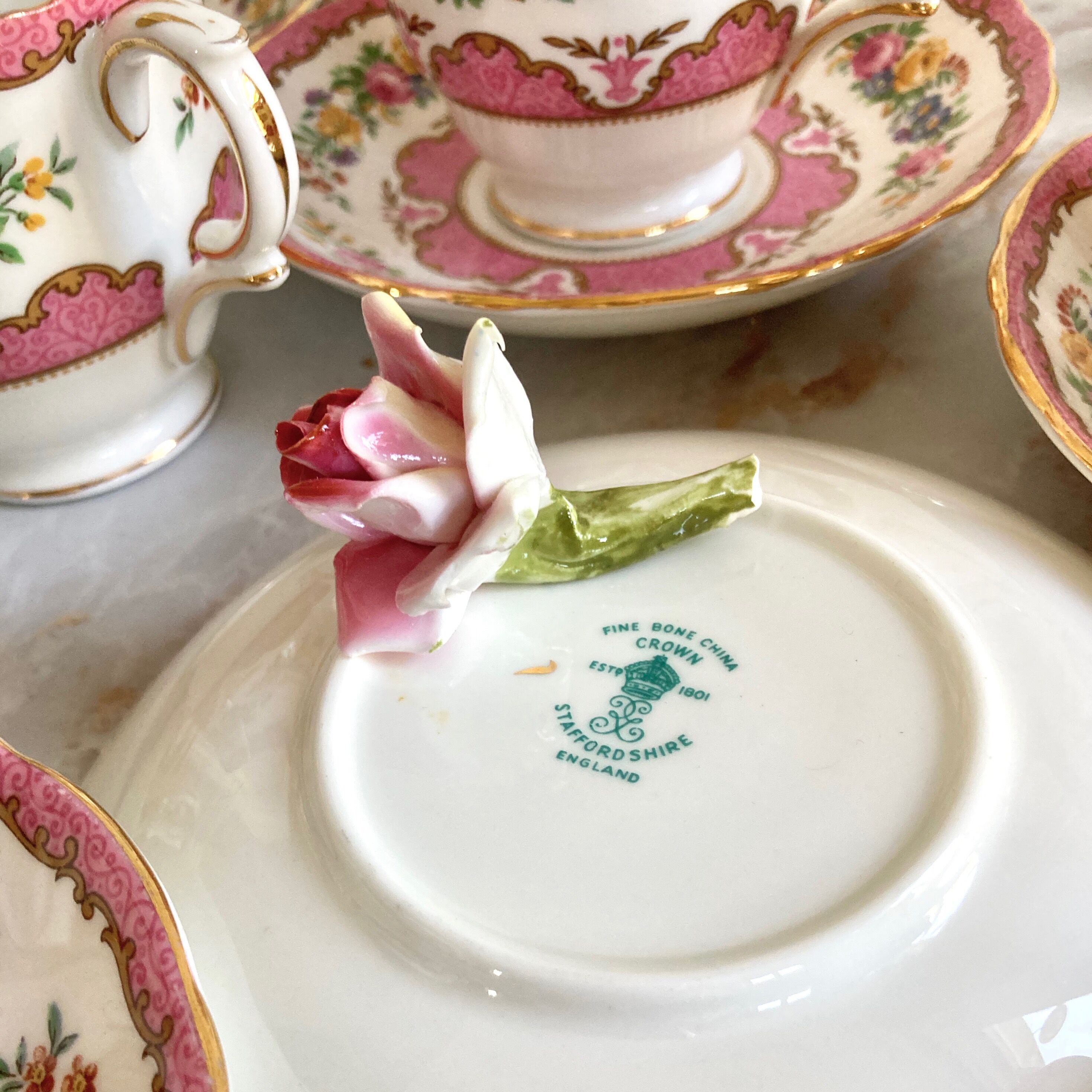 10 English tea cups «Crown» Staffordshire