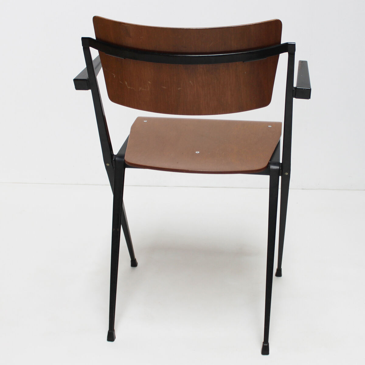 Pyramid armchair by Wim Rietveld for De Cirkel