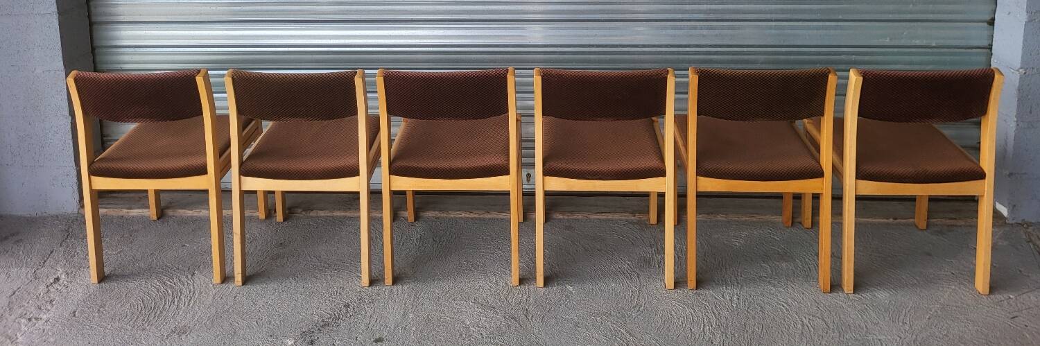 set of 6 Scandinavian style chairs in solid wood and vintage velvet