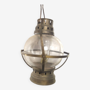 Outdoor lantern