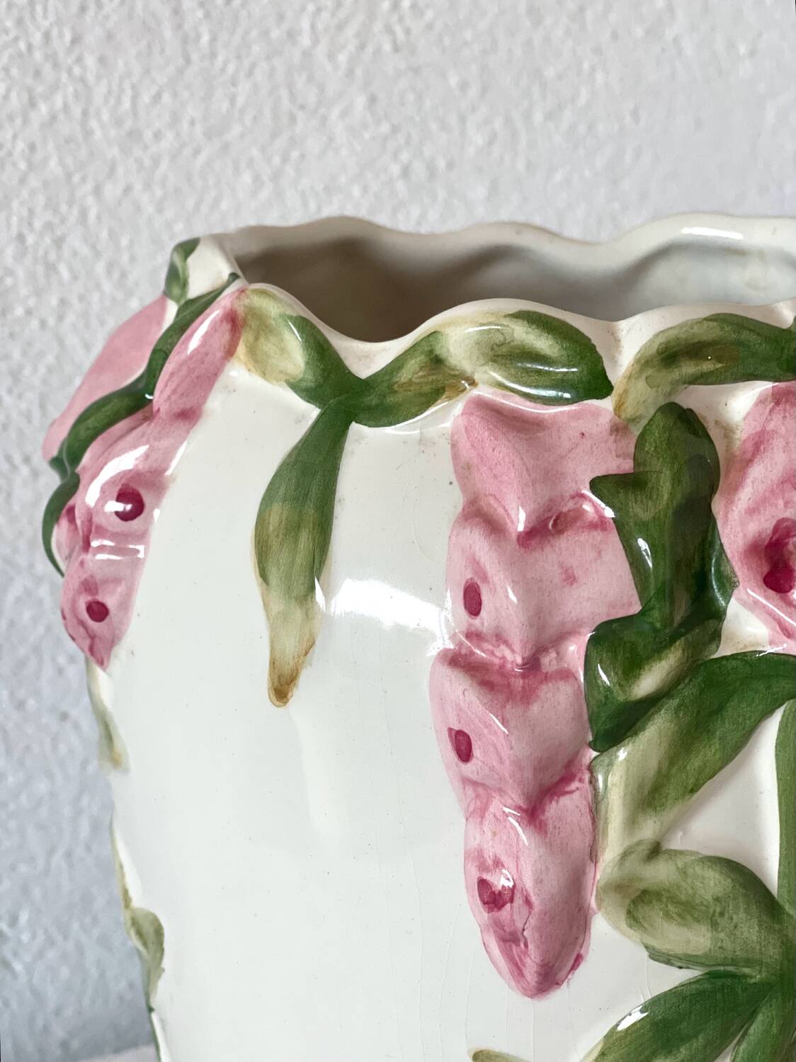 Slip vase.