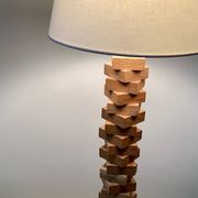 Pied de lampe en bois