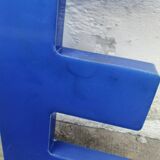Plexiglas sign letter E