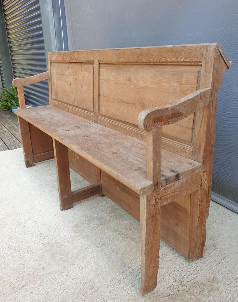 Cotentin church pew with missal door