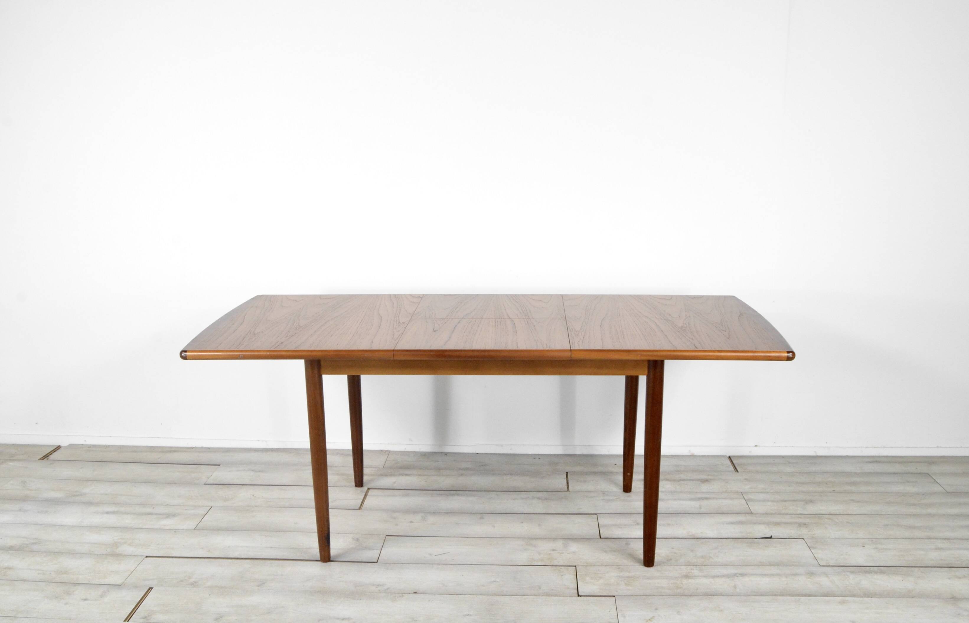 Table extensible Meredew en teck, style danois vintage moderne et rétro, milieu du siècle.