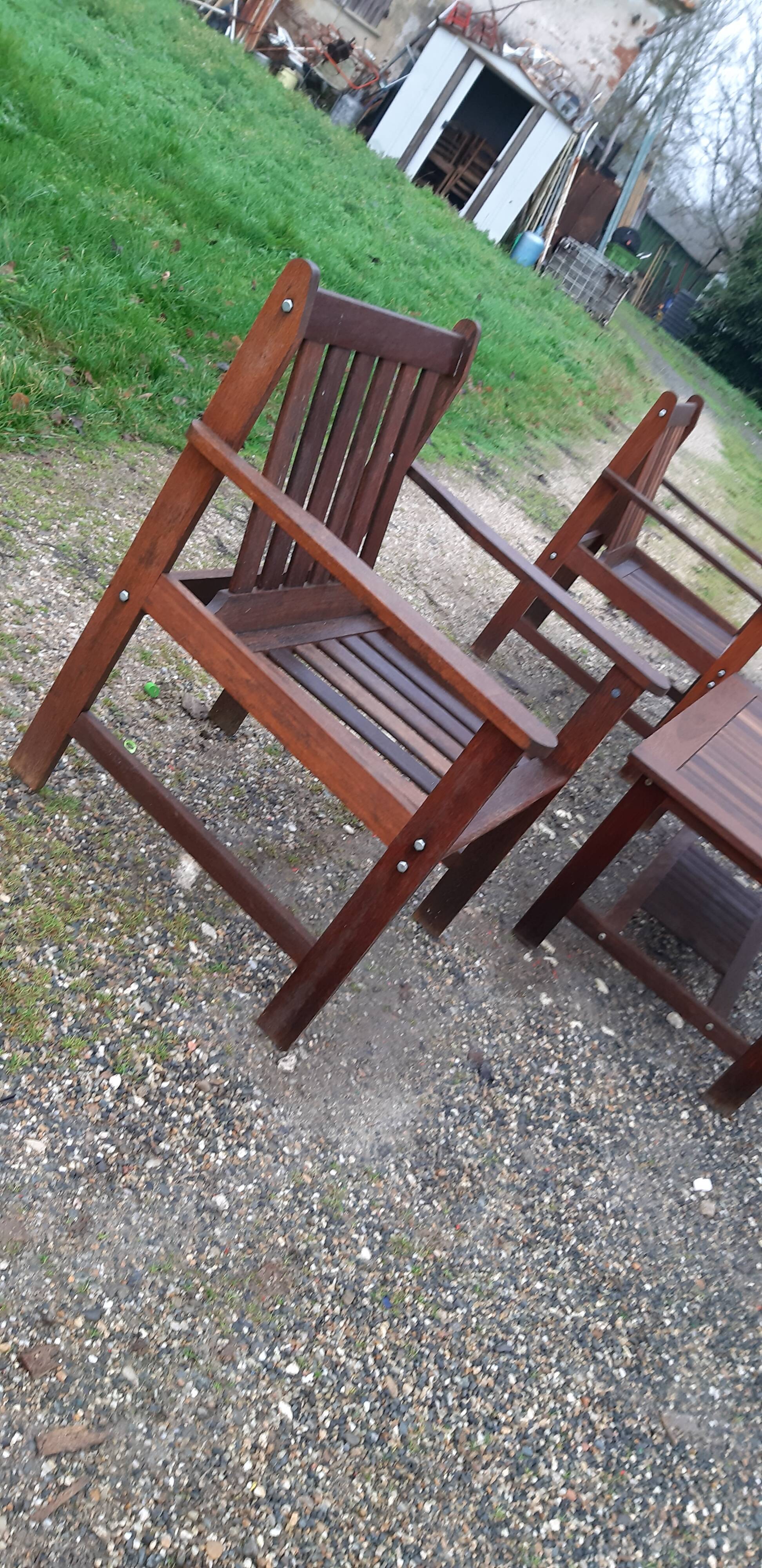 Garden furniture in exotic wood brand: fsc