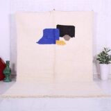 Berber rug in natural wool, size 150 x 250 cm, colorful patterns