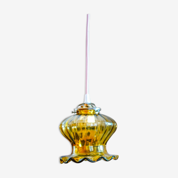 Yellow glass hanging lamp