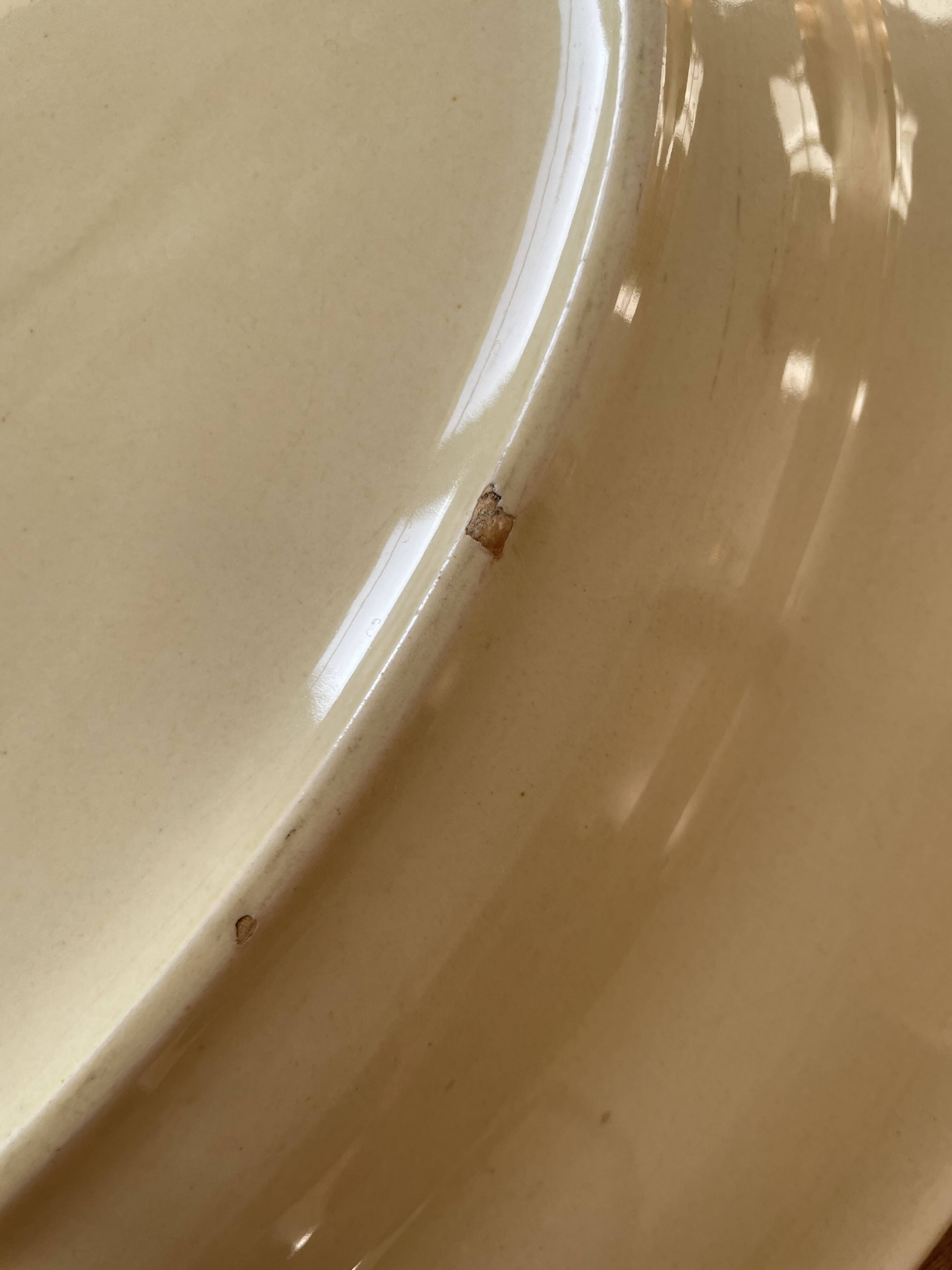 Large serving or presentation dish in beige ceramic - vintage