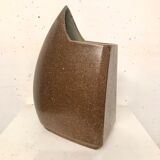 Vase en grès pyrité, la borne 1970