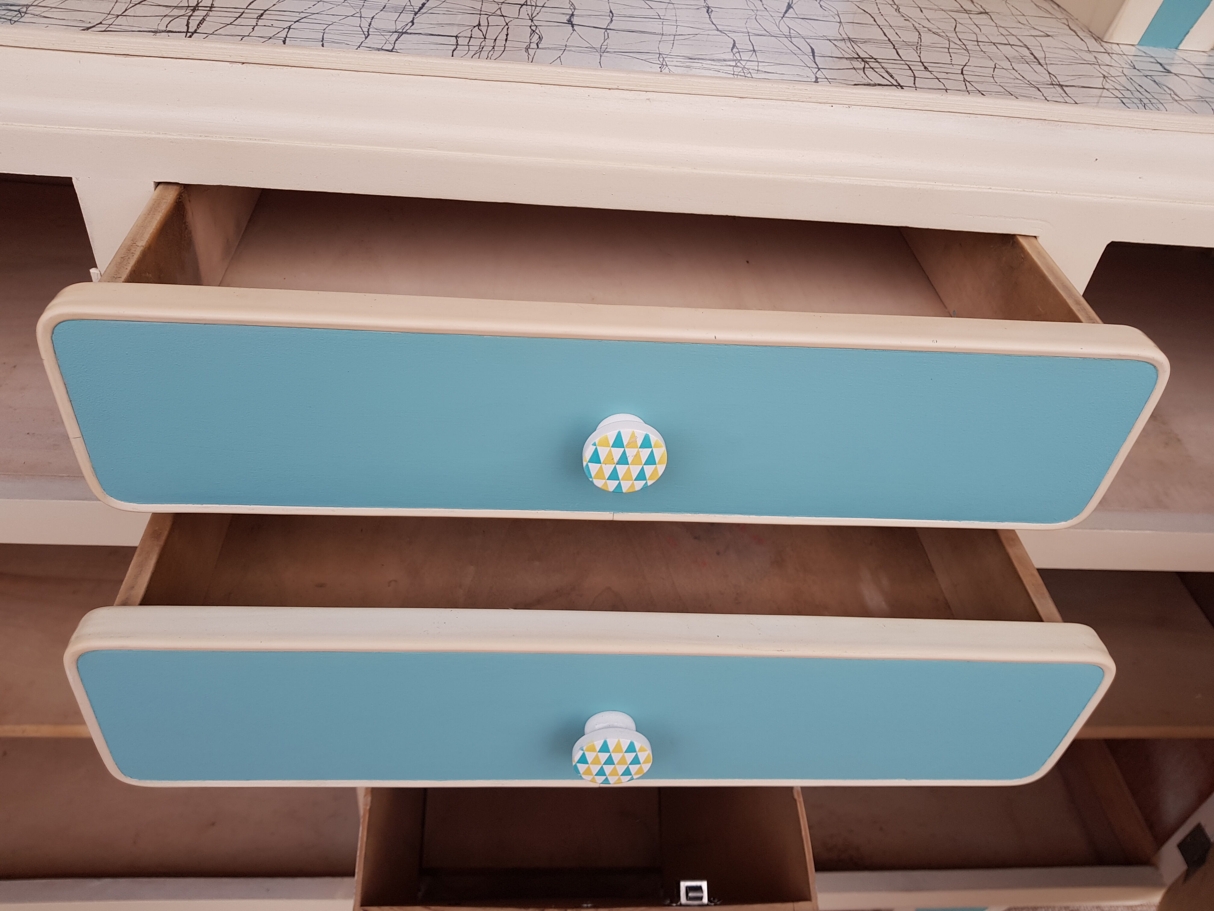 Old Furniture Style "Mado" Vintage 60s