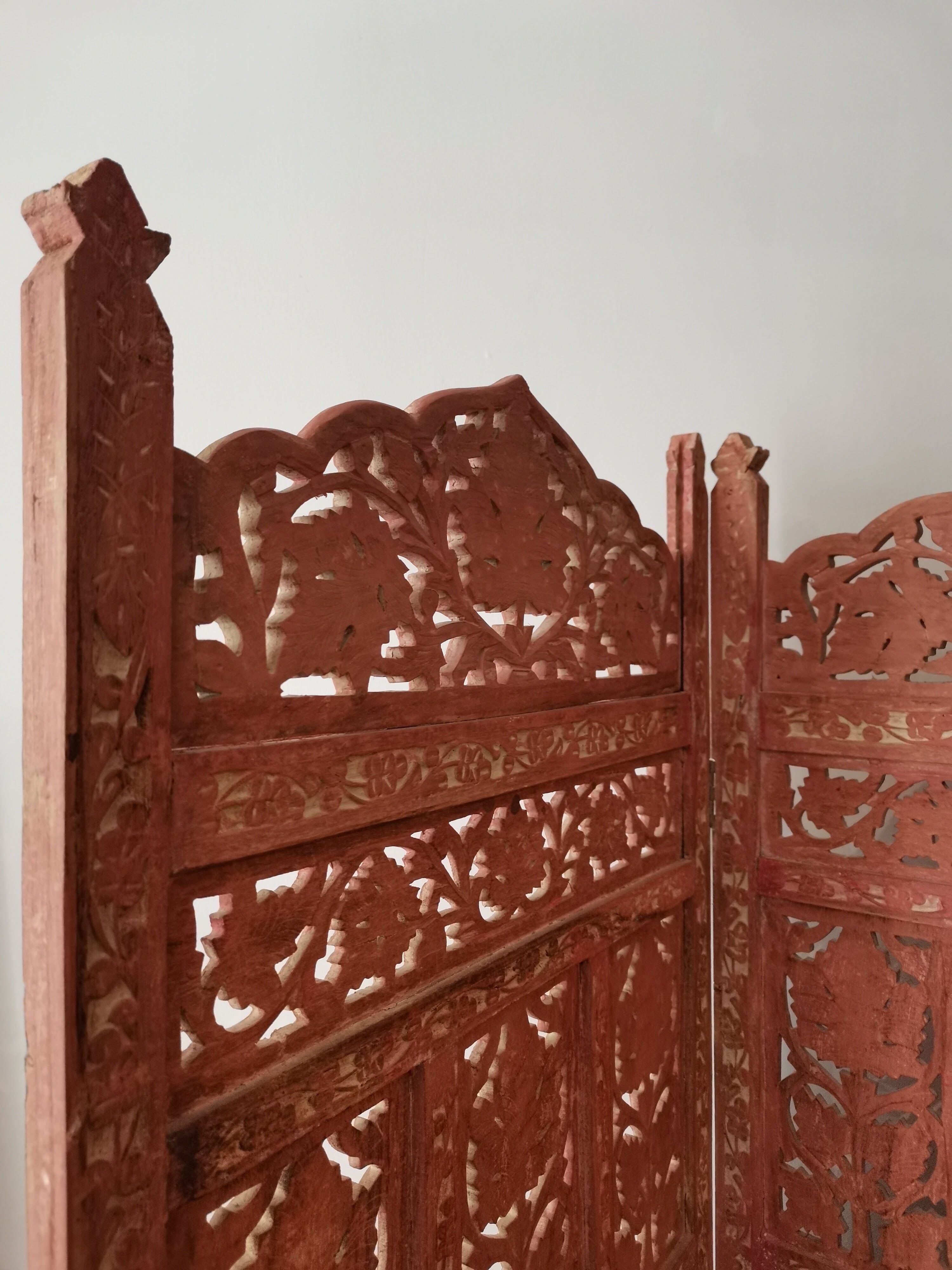 Indonesian screen