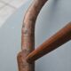 Petite chaise brutaliste