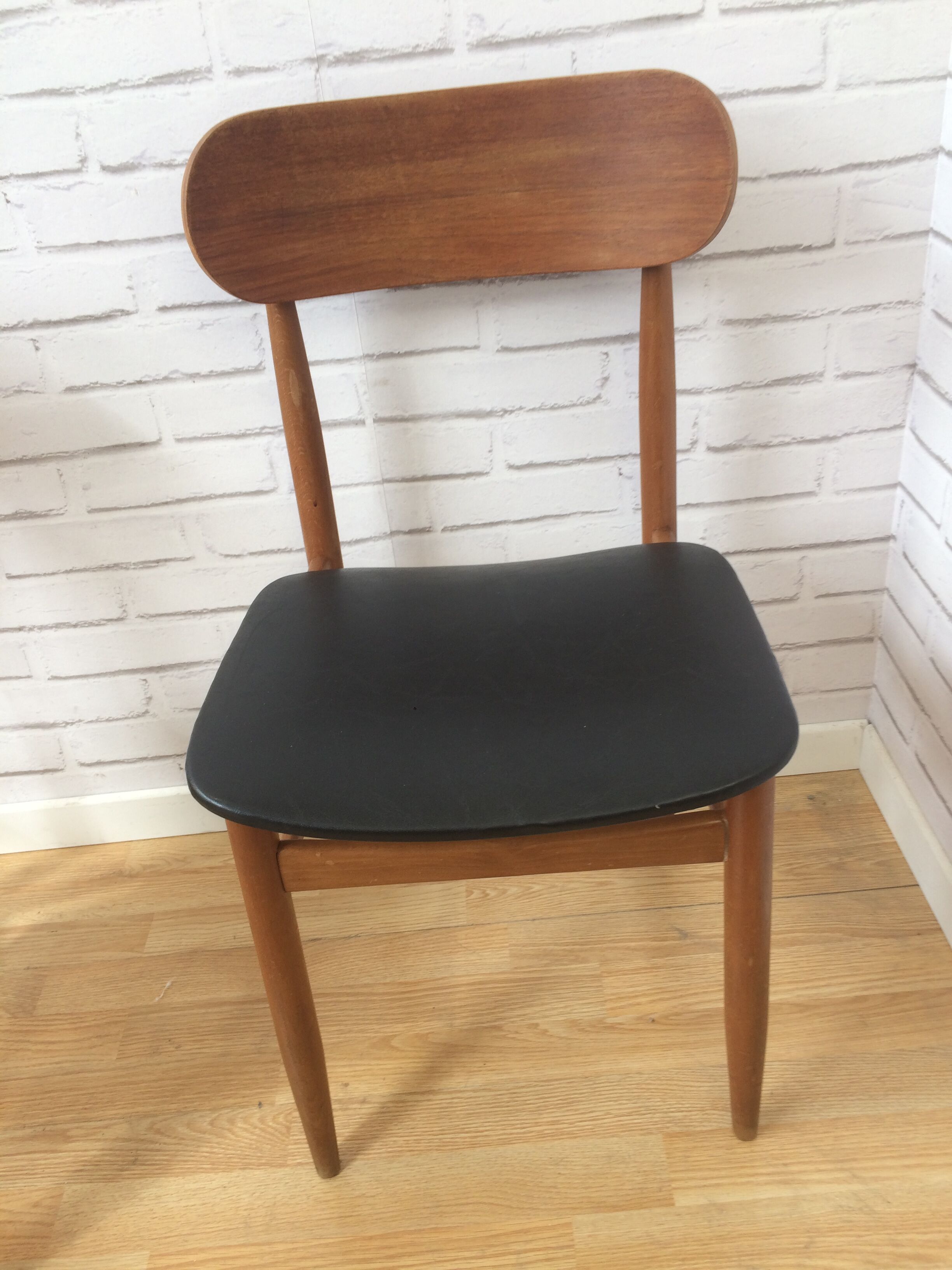 Lot de 4 chaises scandinaves