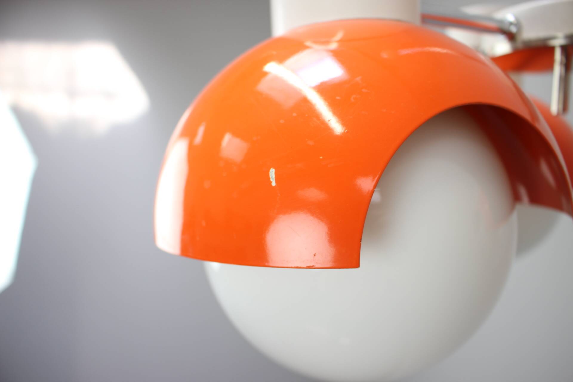 Suspension de Napako, datant de l'ère Space, 1970
