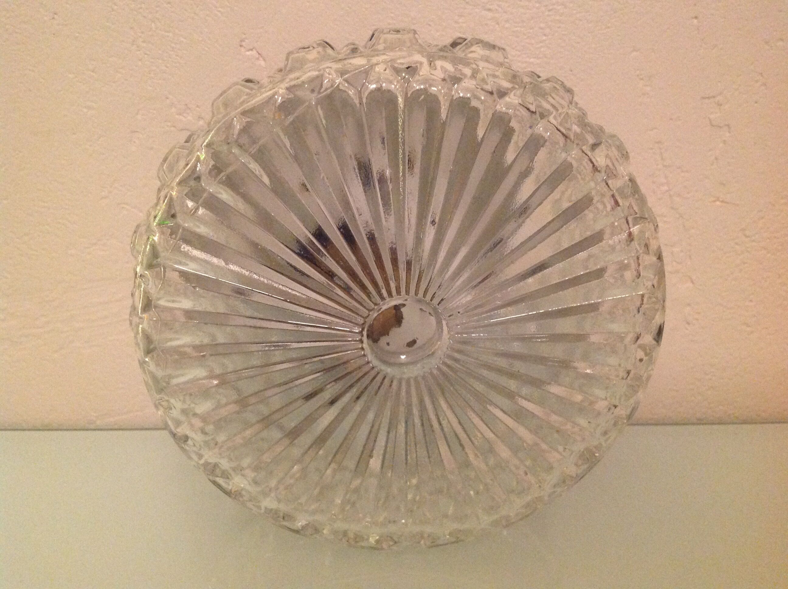 Round ceiling light glass, ground edge diamond