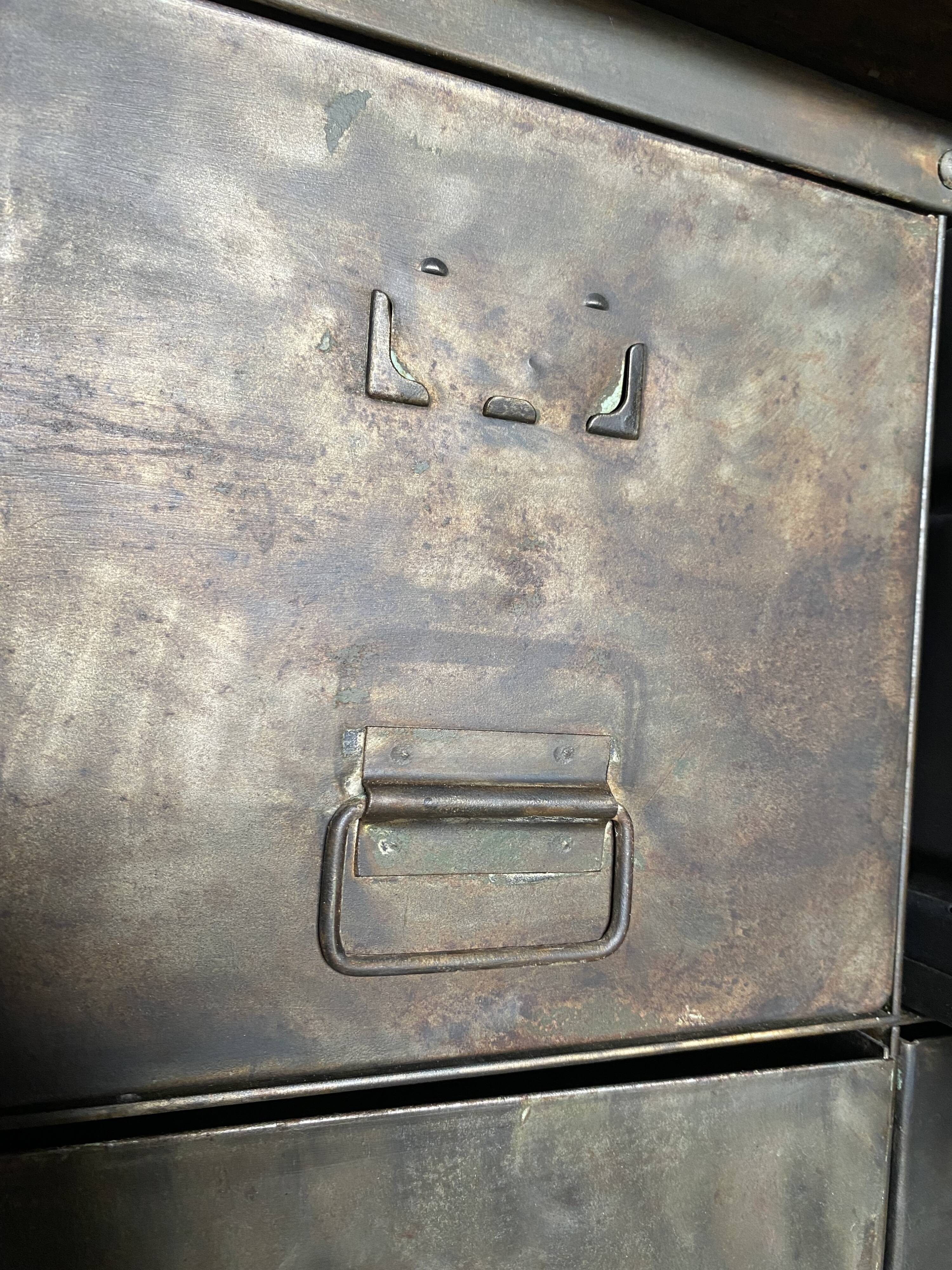 Metal and wood drawer unit