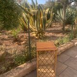 Rattan shelf with crossbars