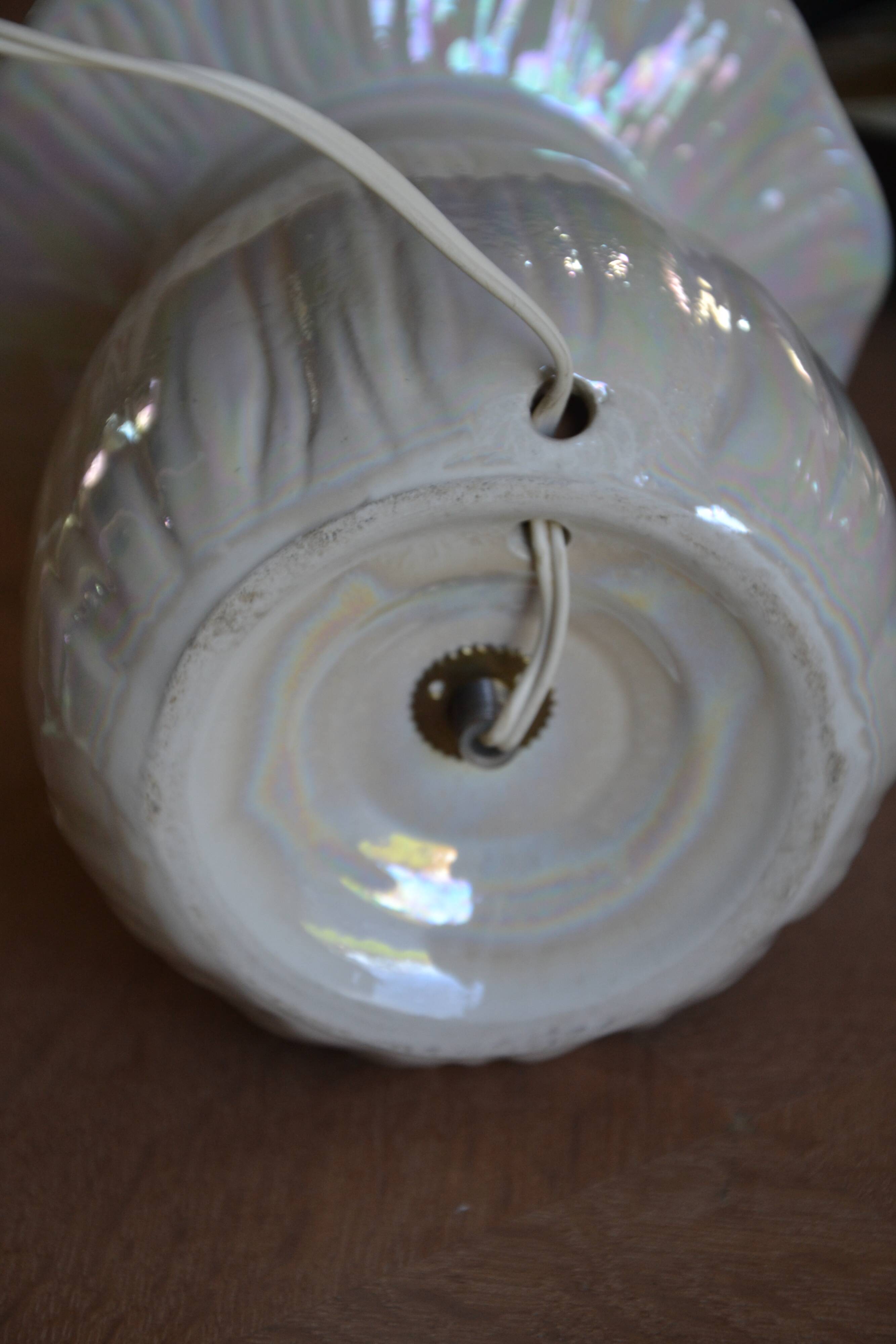 Iridescent ceramic night light for children, Italian.