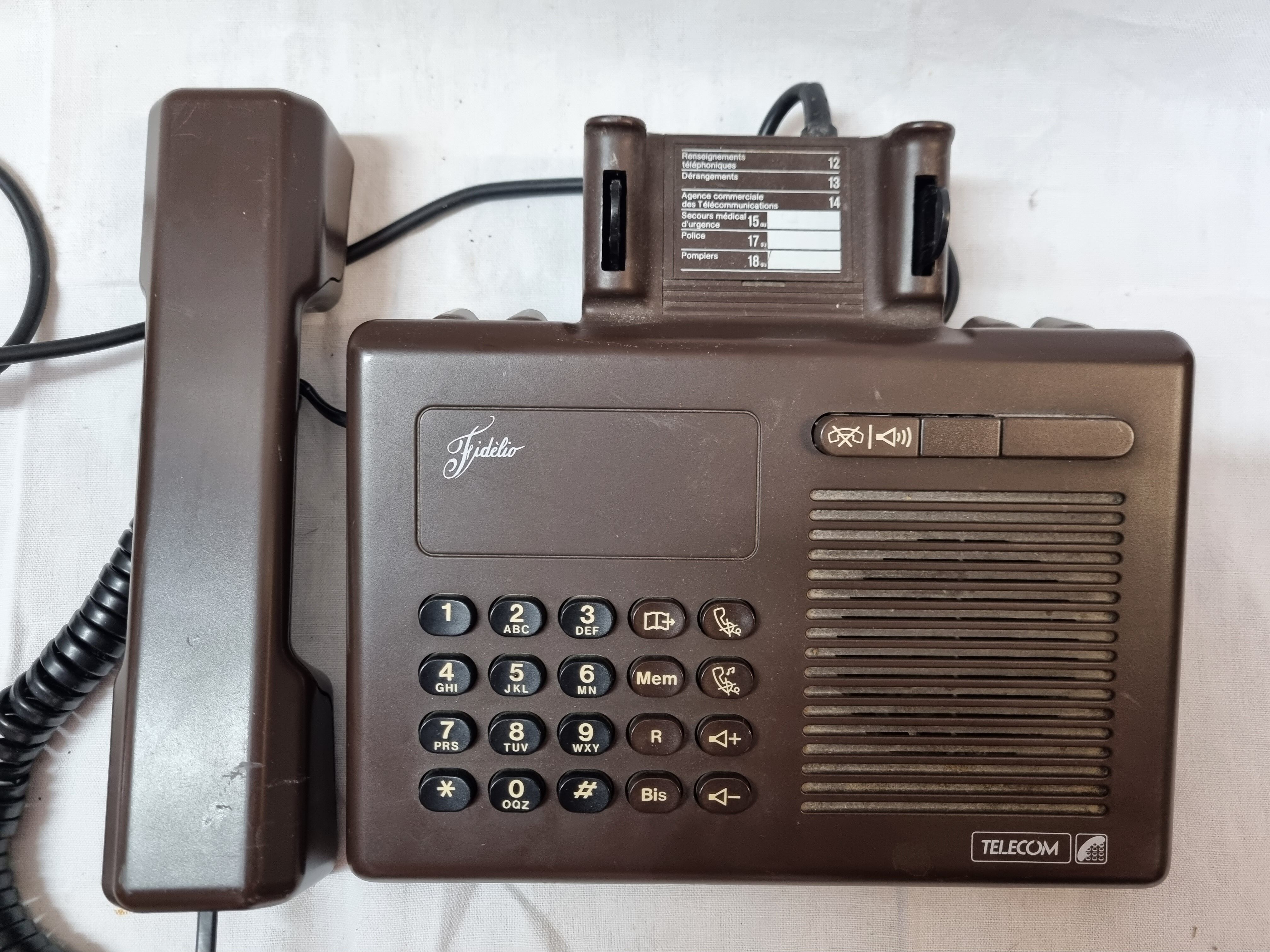 Vintage 1987 key phone