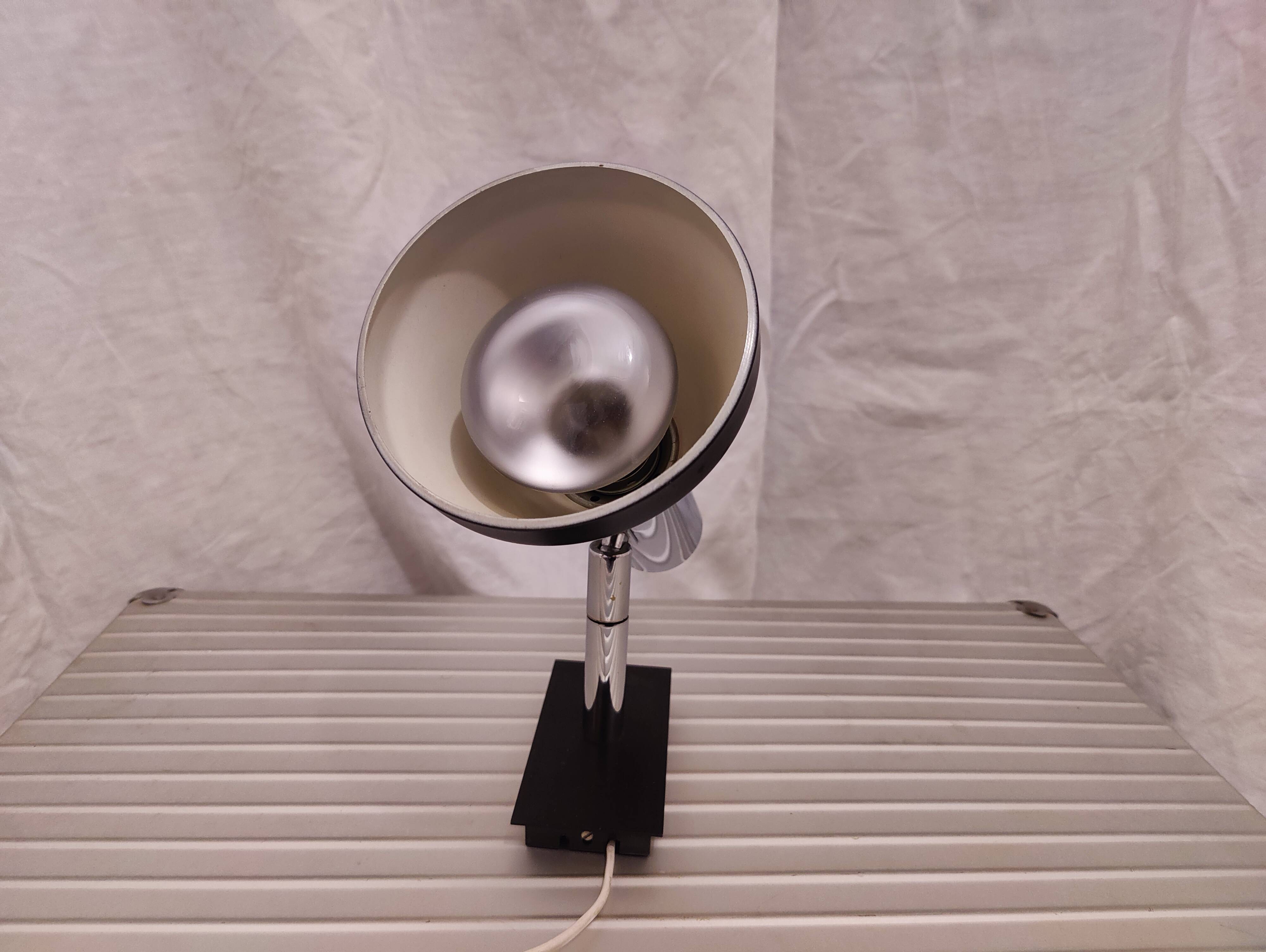 German minimalist chrome wall lamp Hustadt Leuchten, 1960s