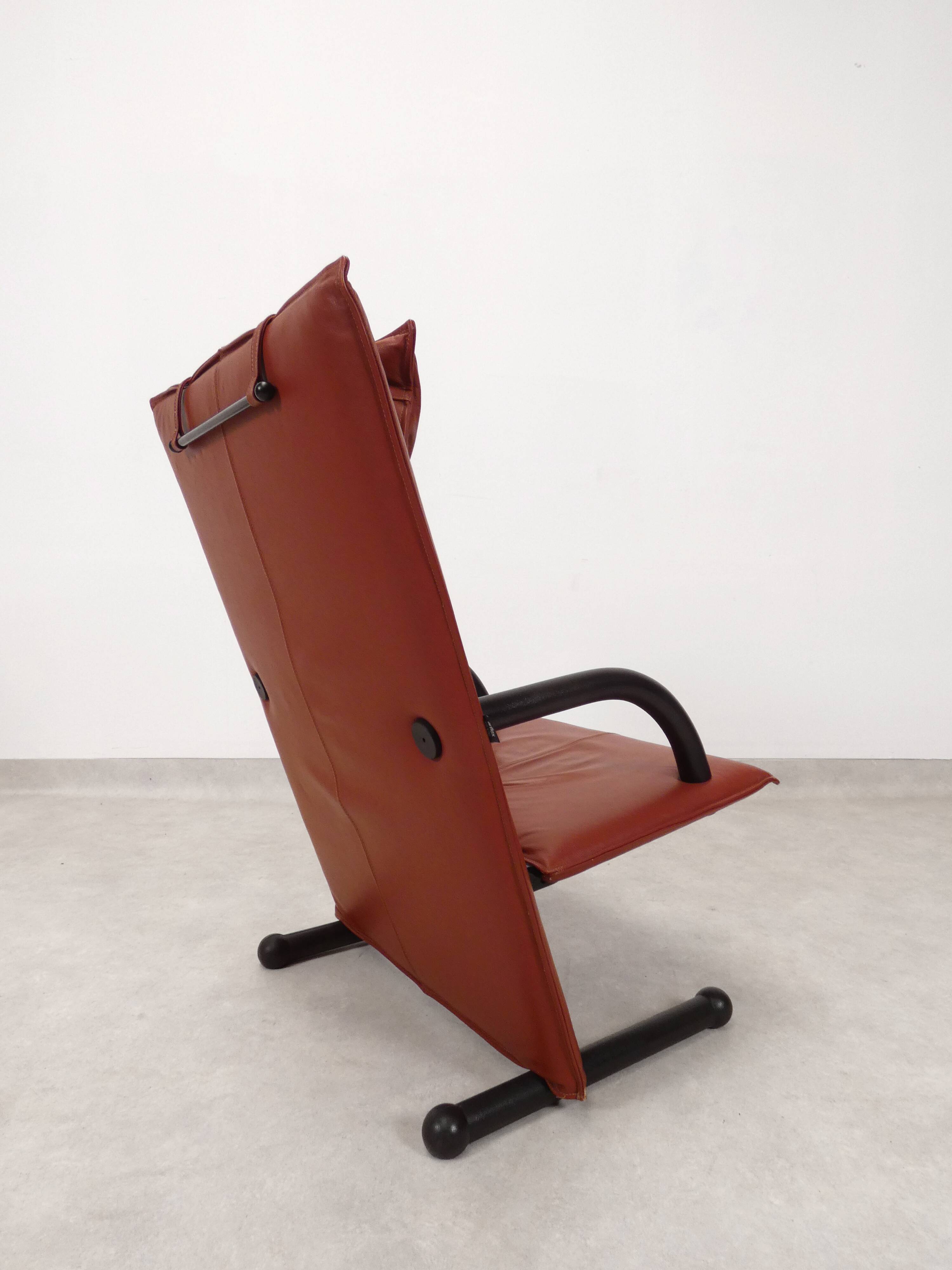 T-Line lounge chair - Arflex