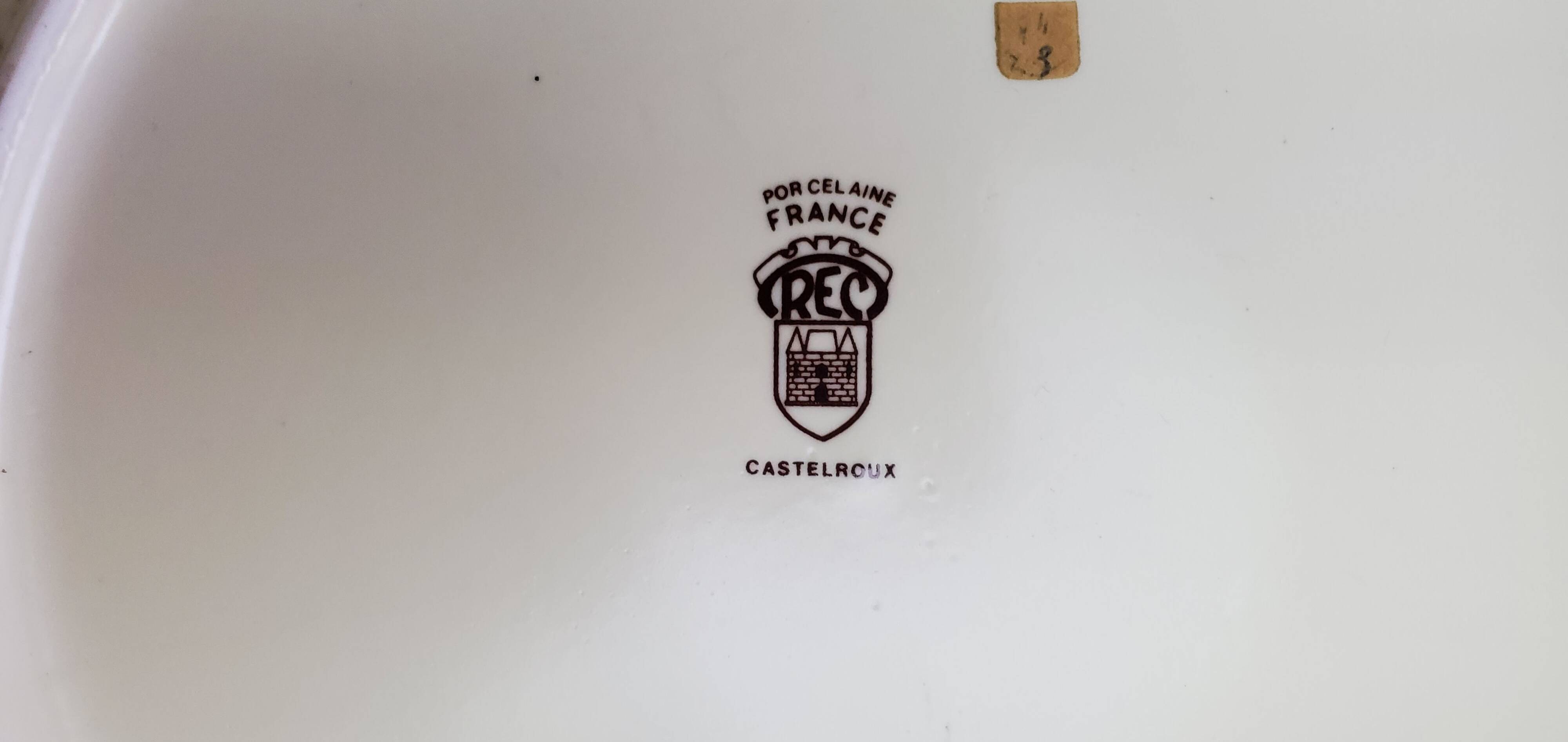 Castelroux porcelain plate (Dance)