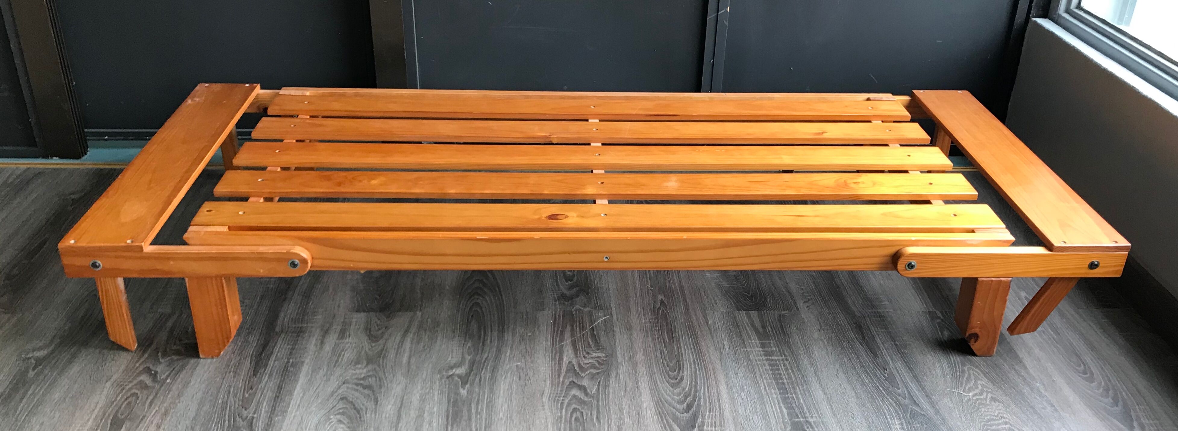 Sofa day bed vintage light wood