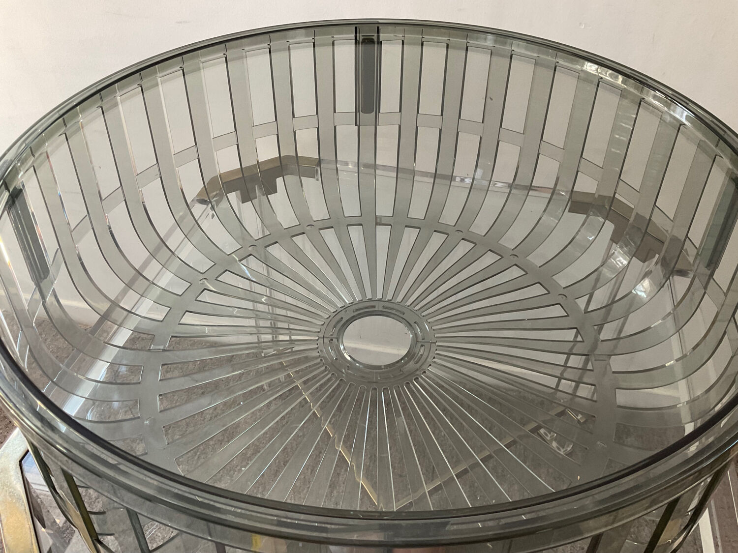 Kartell coffee table by Ronan and Erwan Bouroullec