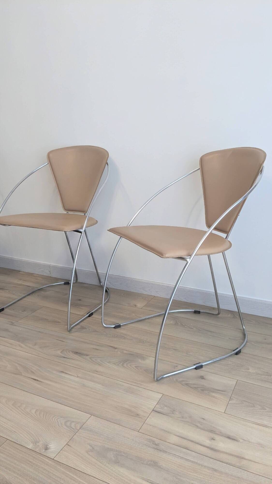 Set of 3 Linda chairs by Arrben – beige faux leather and chrome steel – 1980s