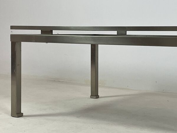 Table basse en laiton et plateau verre fumé par Guy Lefevre, 1970s