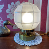 Table lamp