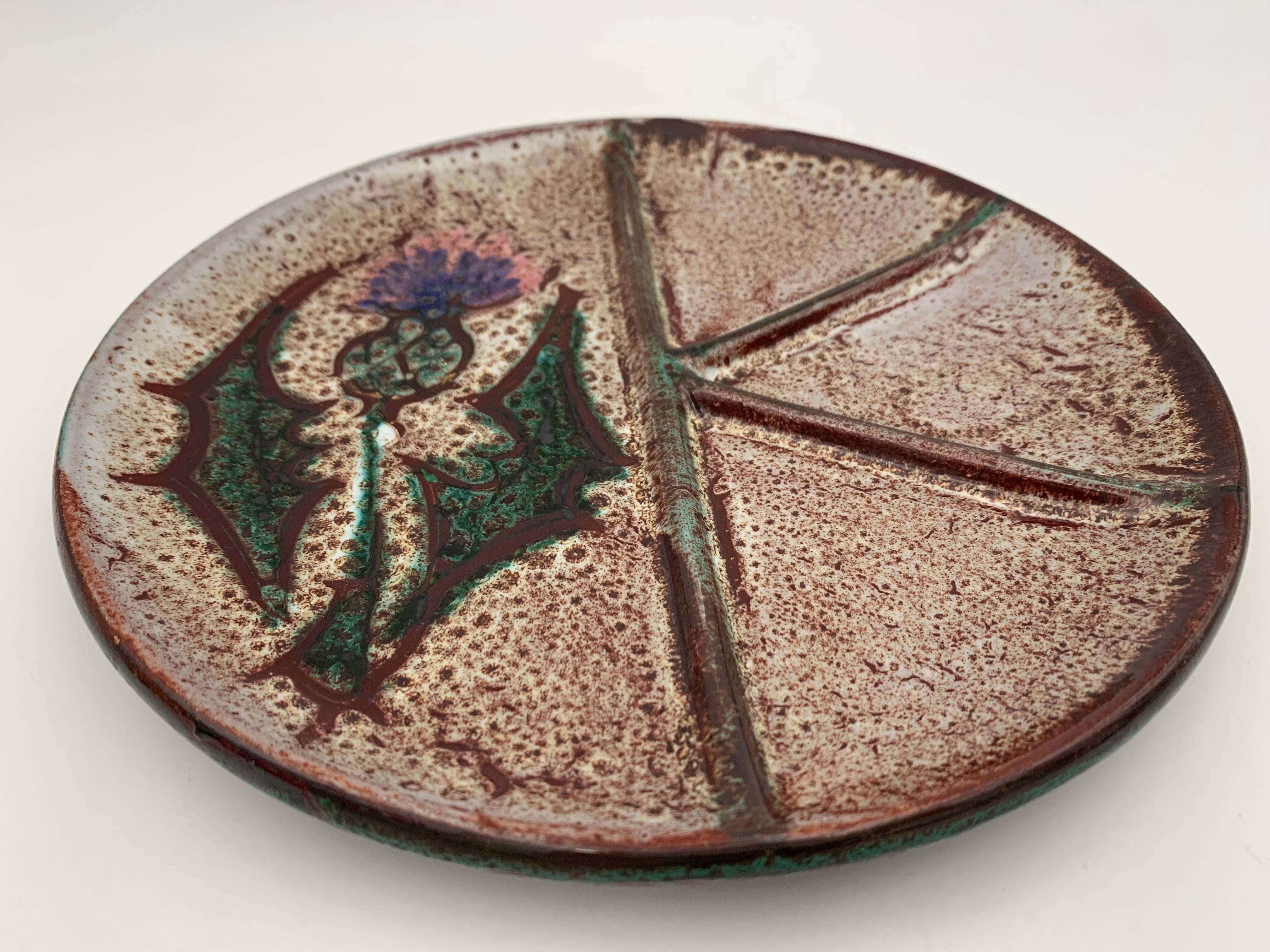 Two vintage plates daniel étienne, vallauris, "chardons" - 1970s