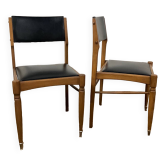 Paire de chaises scandinaves en bois et Skaï noir