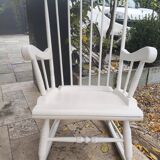 Fauteuil à bascule blanc