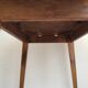 Table de cuisine en bois et formica jaune