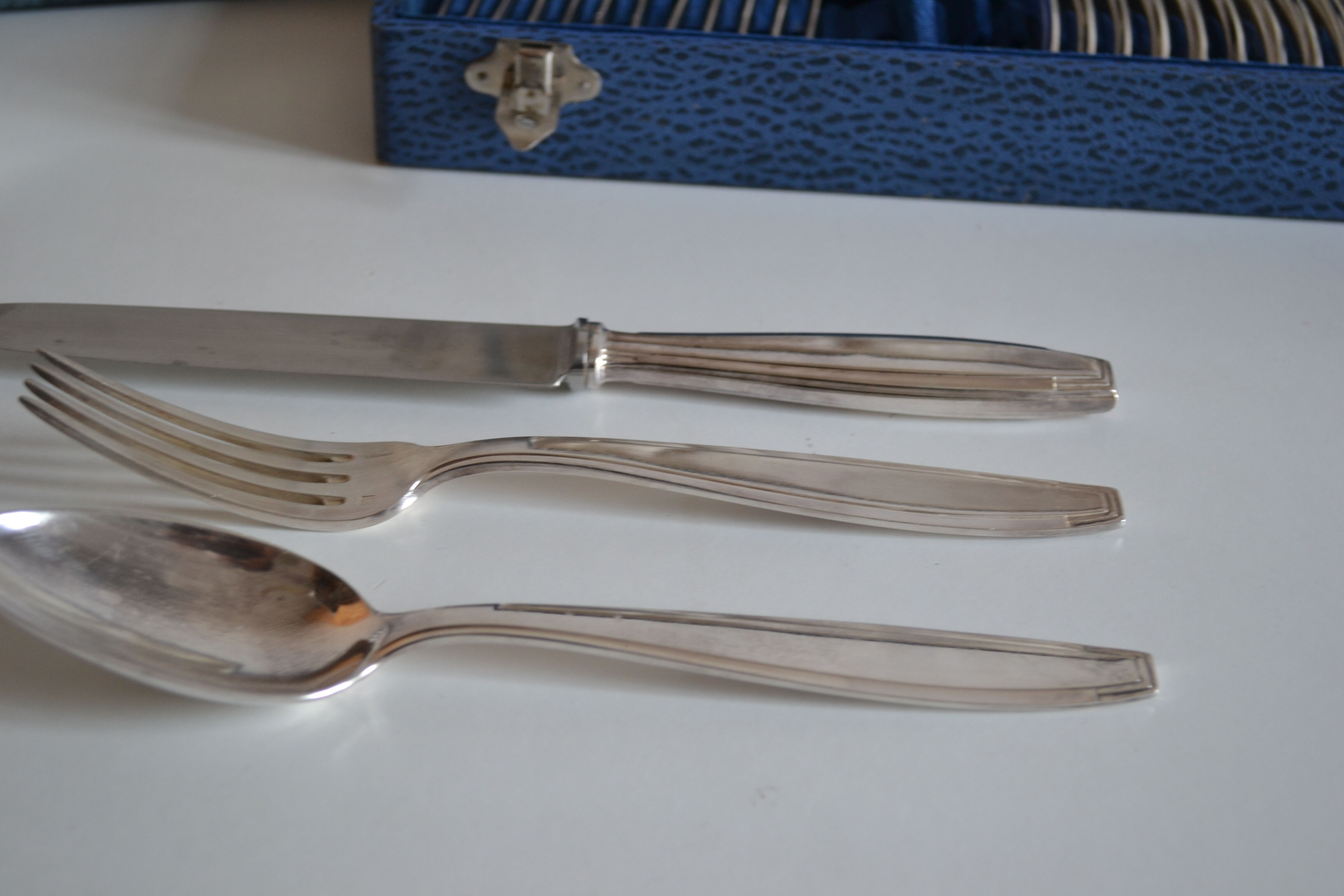 Menagere art deco metal argente boulenger 49 pieces