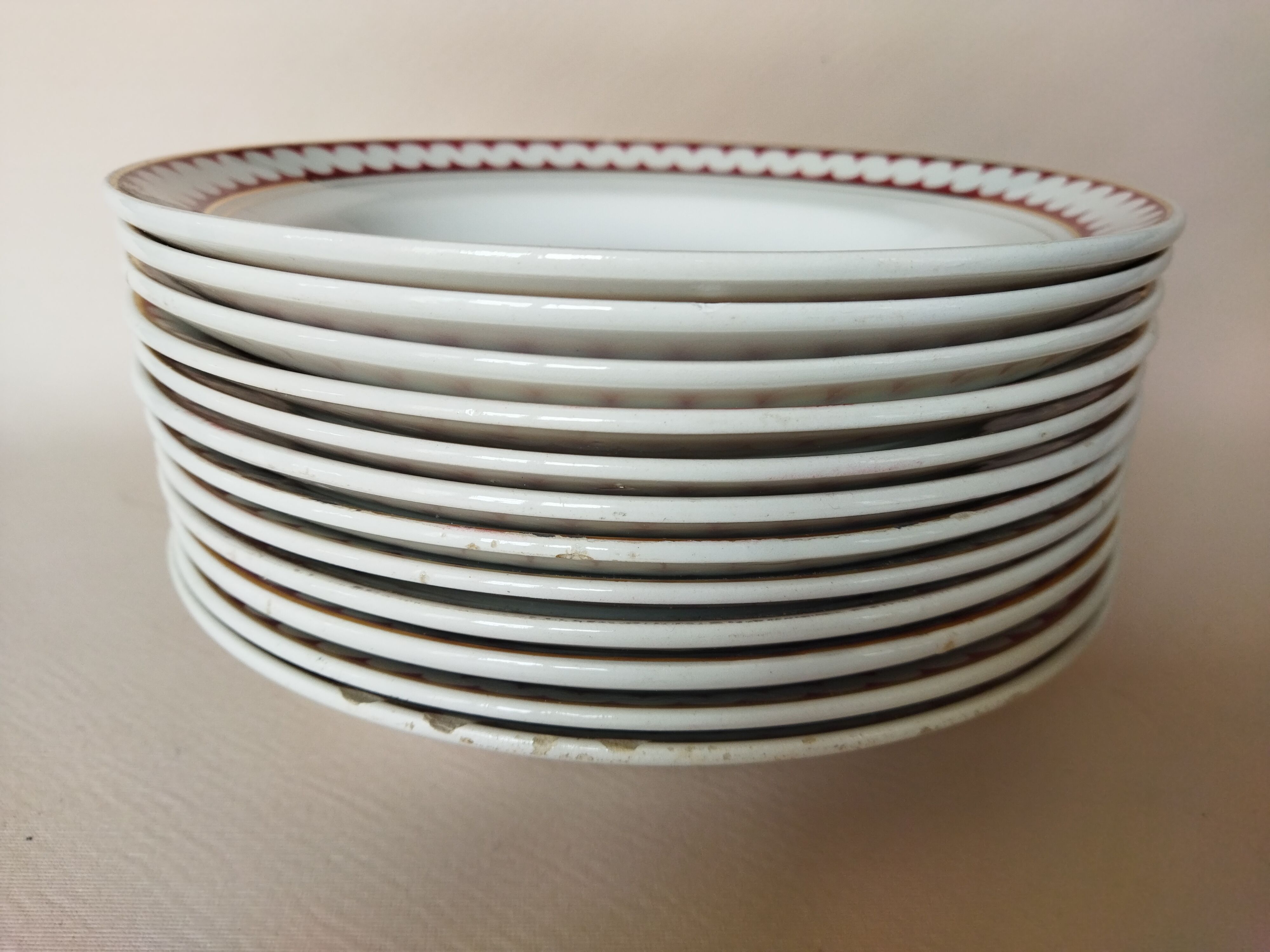 12 K&G Lunéville soup plates, Madrigal model