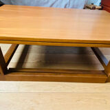 Coffee table to raise into a dining table
