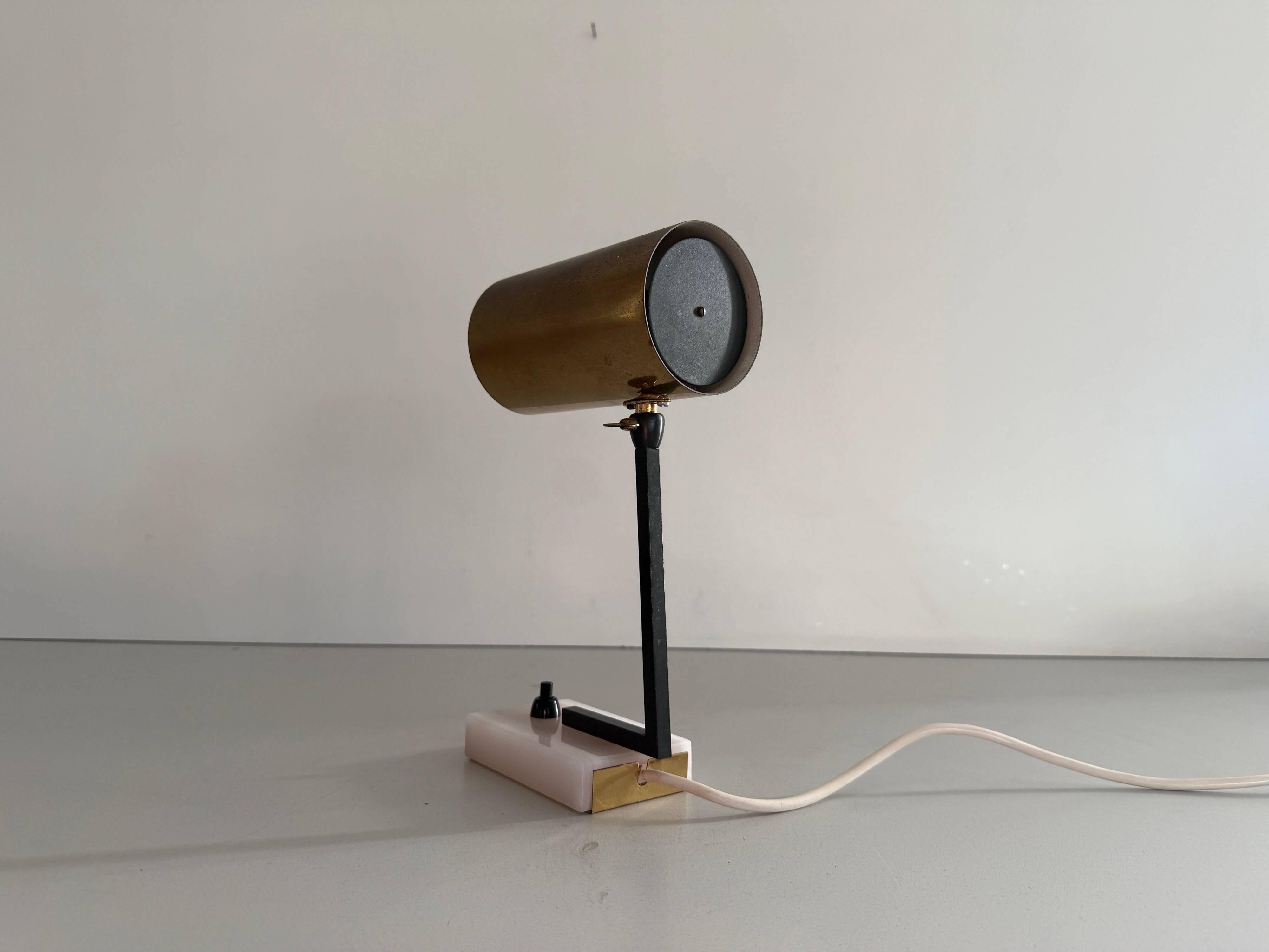 Lampe de bureau minimaliste à tête en laiton et base en marbre, années 1960, Allemagne