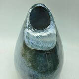 Vase piece of form in reeds