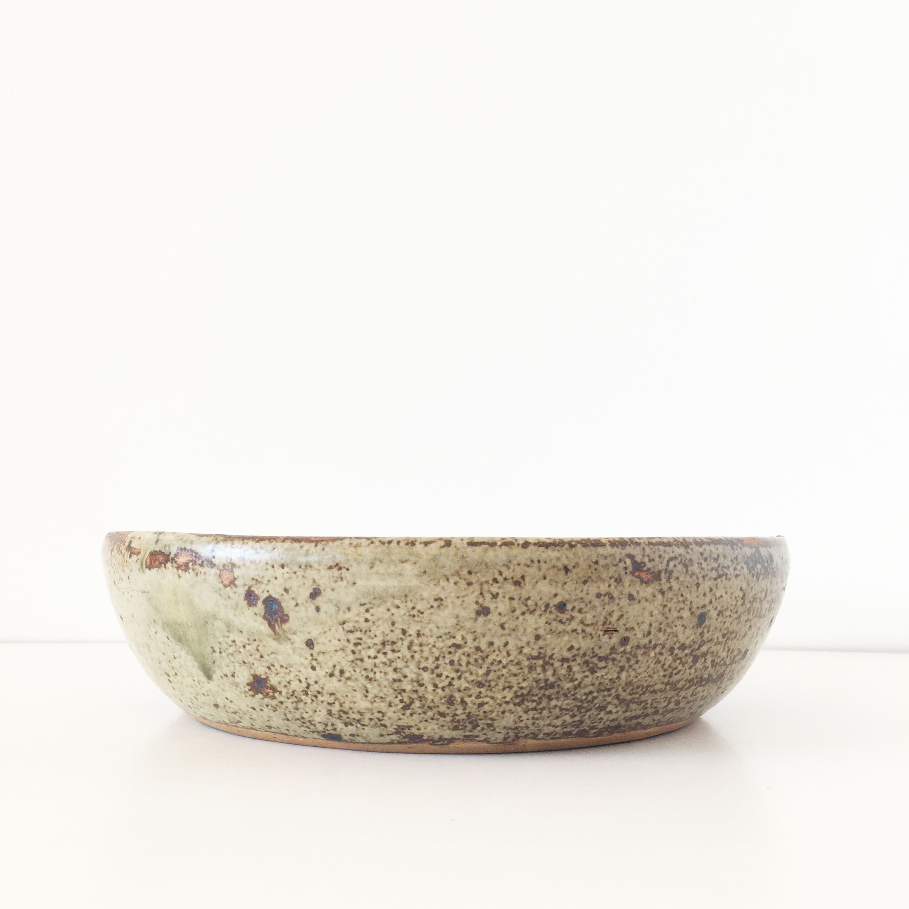 Green sandstone round dish